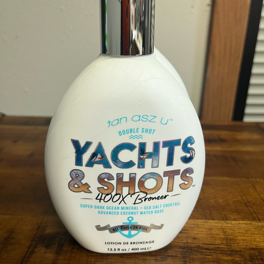 Yachts & Shots 400X Bronzer - White